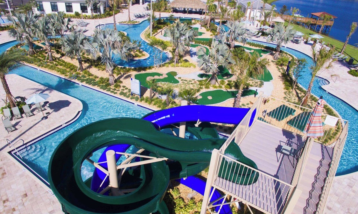 Kissimmee Resort | 5 Mins to Disney, Large Corner 3BR Princess Jasmine Moroccan Luxury Suite