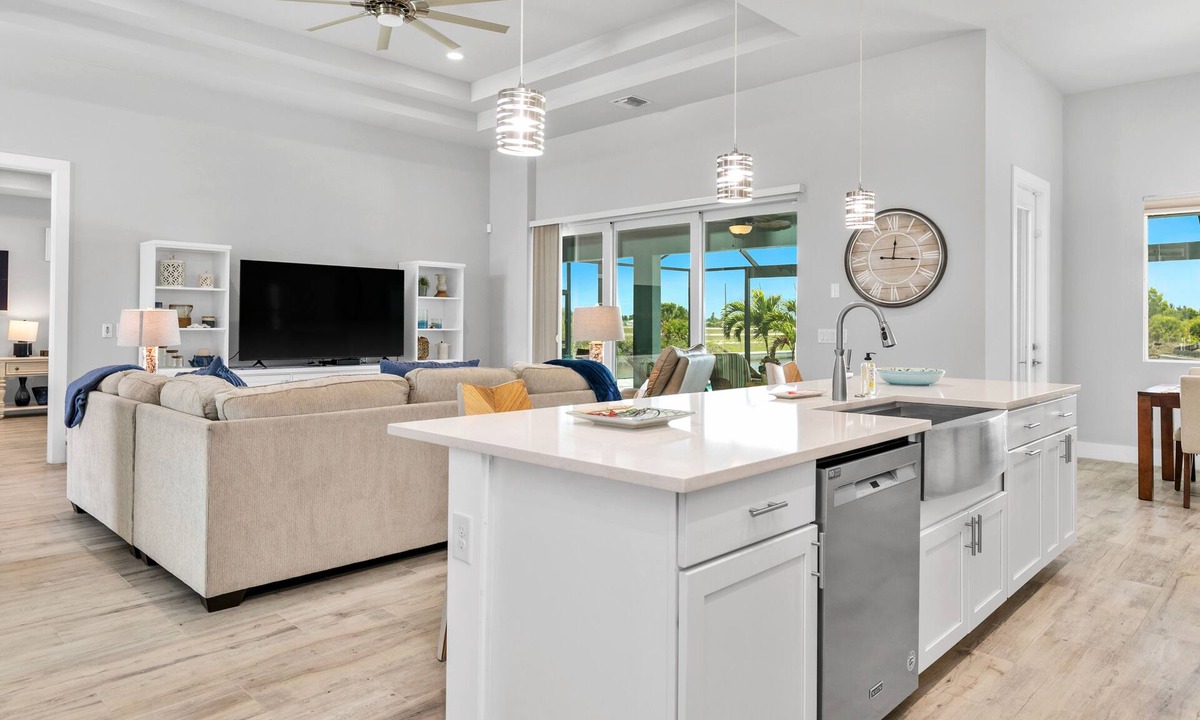 Burnt Store House | Coral Breeze Oasis ~ 2 En-Suites ~ Private Coastal Escape
