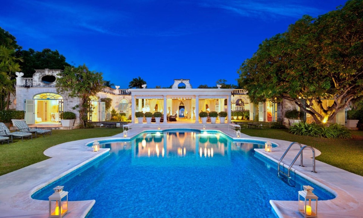 Little Battaleys House | Leamington Pavilion by Blue Sky Luxury