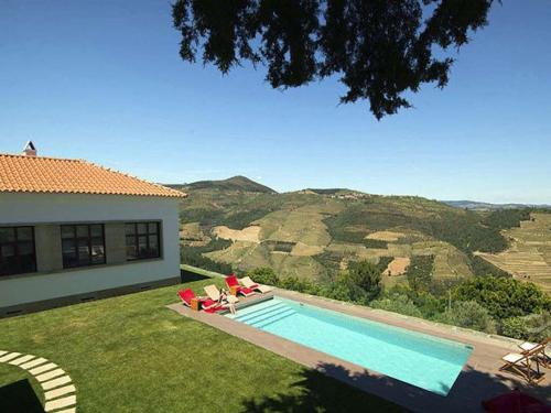 Gouvaes Villa | Outstanding Pinhao Villa 4 Bedrooms Villa Gouva Pool Table