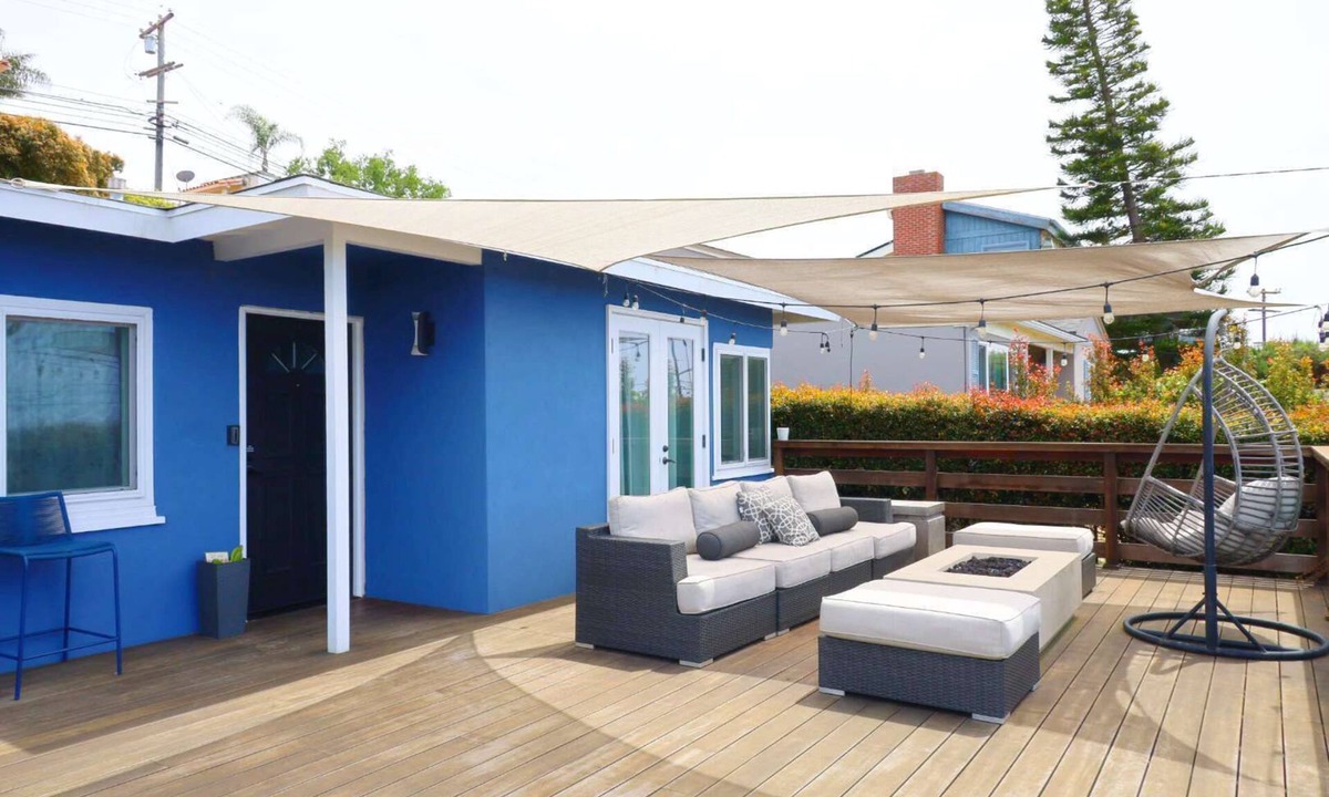 Point Loma Heights House | Sunset Cliffs Modern 3BR Retreat w/BBQ & Fire Pit