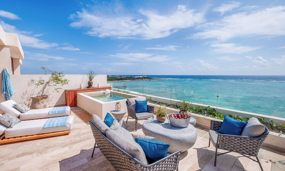 Tulsayab Apartment | Tulum Beachfront Penthouse – Rooftop & Pool