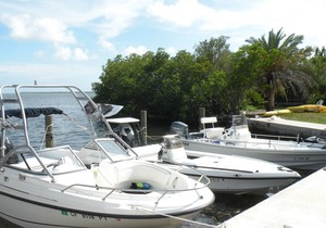 Cottage with Pool and Boat Dockage just minutes to Key West! in Cudjoe Key