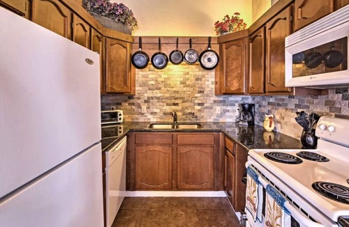 Tahoe Village Condo | Beautiful Duplex Close To Boulder Lift