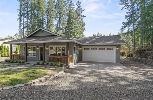 Artondale House | Beautiful new build home in historic Gig Harbor Wa.