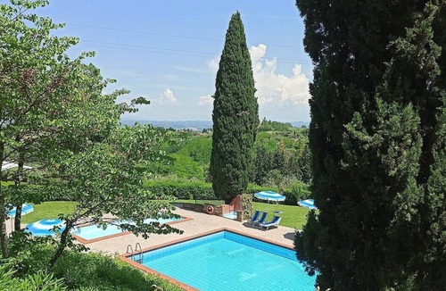 Montaione House | Casa Bonaventura D: A welcoming one-story apartment in the characteristic style of the Tuscan countryside, with Free WI-FI.