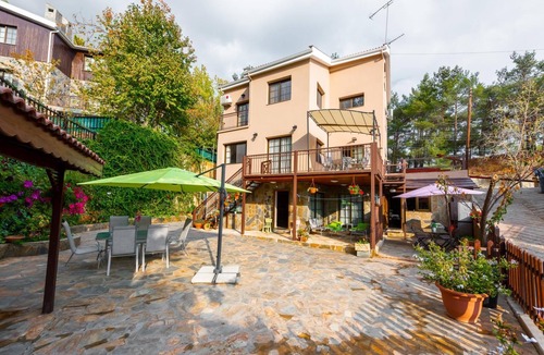 Platres Villa | Chalet Pinecone by Ezoria Villas