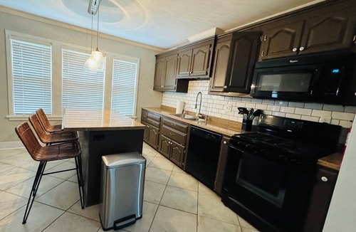 Dubuque House | Charming 3-bedroom house in historic grandview neighborhoods