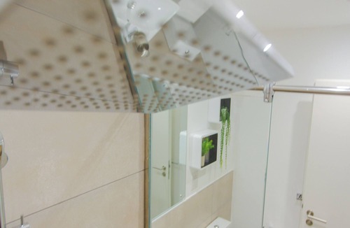 Cantonments Apartment | Exclusive King Studio at Pearl in City