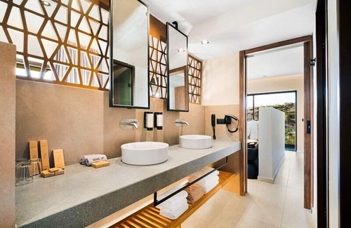 Pefki Hotel | Harmony E Rock Hotel