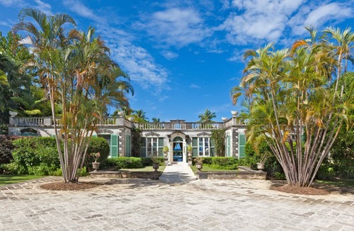 Little Battaleys House | Leamington Pavilion by Blue Sky Luxury