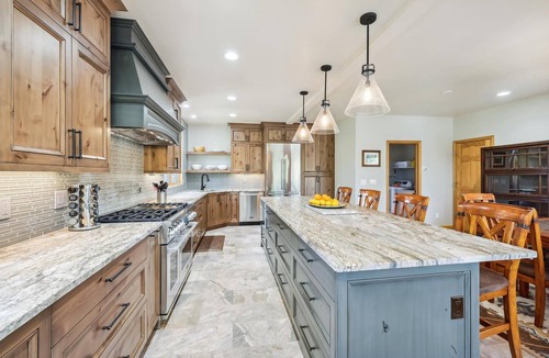 Woodmoor House | Luxury 5-bedroom Mountain View Lodge in Breckenridge, perfect for 12 guests with stunning views!
