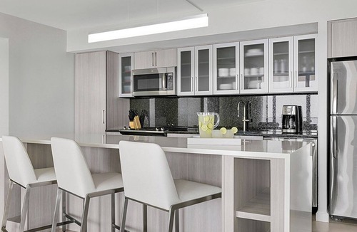 Marco Island Resort | Marriott Vacation Club Marco Island 2 BR poolside sleeps 8 3rd to 5th floor