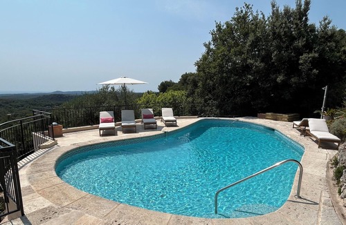 Tourrettes-sur-Loup House | NEW for 2026 Stunning House & Swimming Pool with Exceptional Sea View