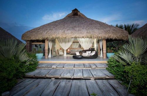 Barra de Colotepec Hotel | Samora Luxury Resort