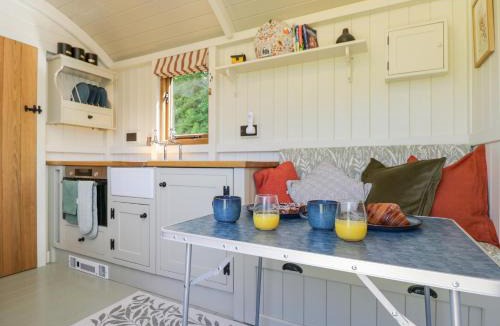 South Leigh House | Spindle
