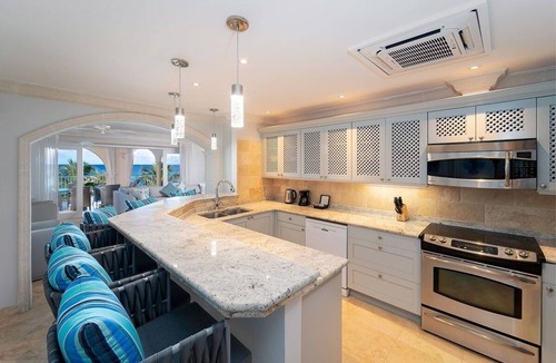 Little Battaleys Apartment | St. Peter's Bay 402 3 Bedroom Apts