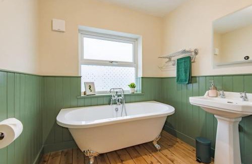 Whitstable House | Star Cottage