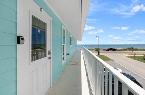 Flagler Beach Apartment | Steps from Flagler Beach! 2-BR Condo, Pet-Friendly w/Balcony