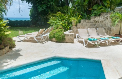 Gibbs Bay House | Waverly House 3 Bedroom Townhouse