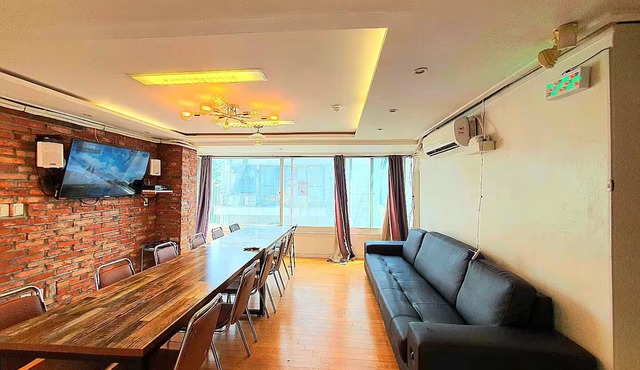 1층@CVS 4BR&3bath&Elevator 6분@STN in Seoul