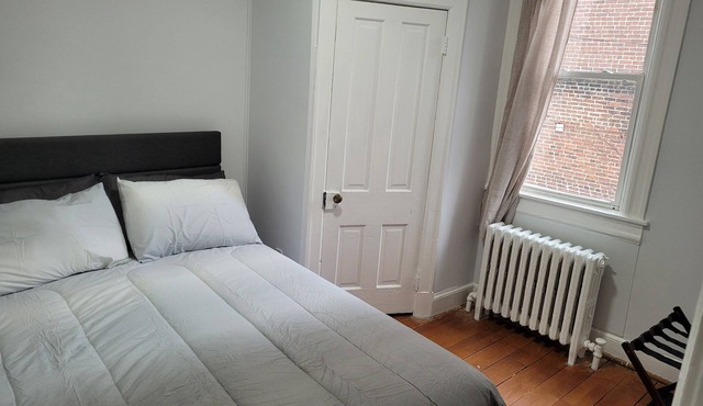 2 Blocks from Union Station Capitol Hill Apartment in Washington
