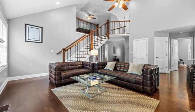 3-Bedroom Chalet with Arcade and Pool Table