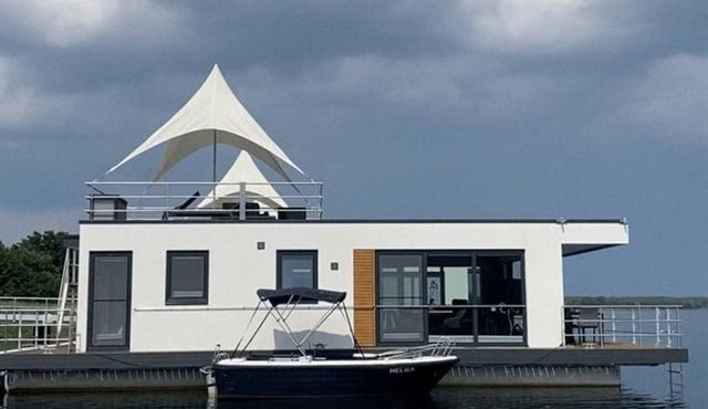 3. floating vacation home Möweninsel on berth 15 - Floating in Vetschau/Spreewald