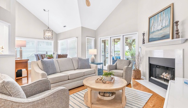 37 Shell Ring: BESTNEST by Beverly Serral in Hilton Head Island