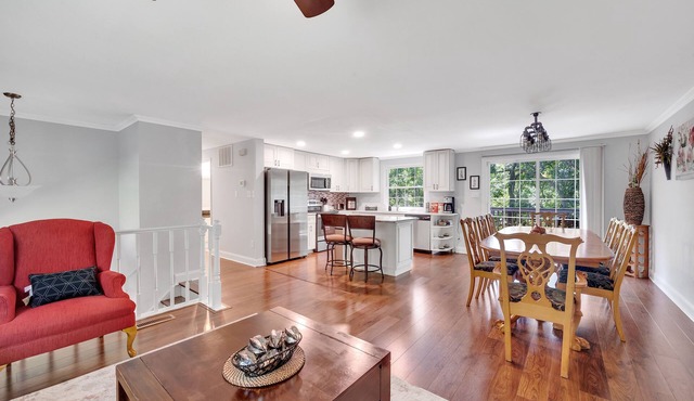 5 Bedroom 3 Full Bath 6 Bed Sleep 13 in Charlotte