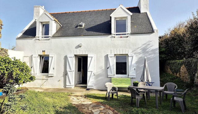 734 – Seaside holiday home in Primelin, Brittany in Primelin