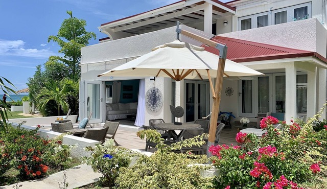 A modern, spacious two storey villa with beautiful in and outdoor living spaces in St Johns