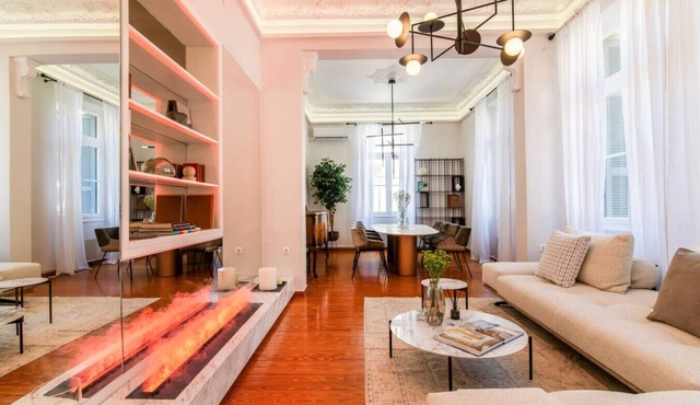 Acropolis Neoclassical Gem in Athina