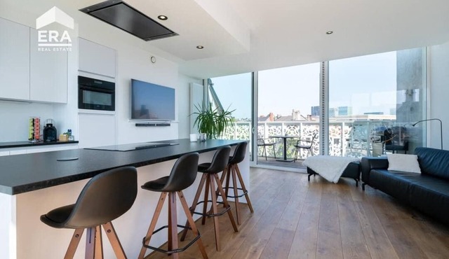Ample duplex apartment in Antwerp's Core in Antwerpen