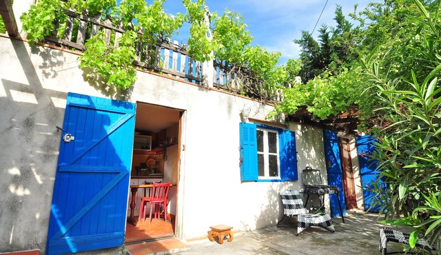 Appartement T1 33m2 au Calme Tonnelle Ombragée in Marseille