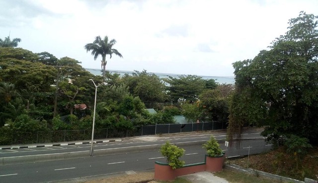 Beach Stroll 1 Bedroom Apartment in Castries