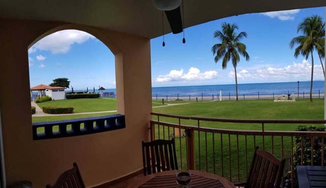 Beautiful Beach Front Apartment, Hacienda’s del Golf & Playa in Cabo Rojo