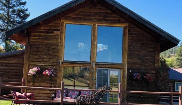 Beautiful, Large and Modern Cabin. in Wolf Creek