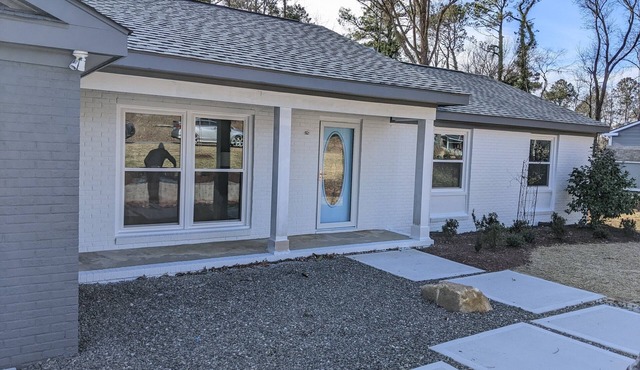 Beautiful renovated house 12 minutes from DT Raleigh in Knightdale