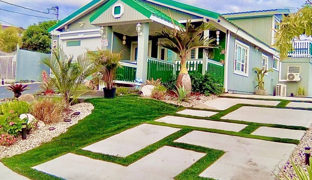 Beautiful Stylish Home w/Pool on an island with so much to explore!