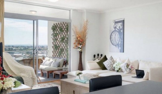Boutique and spacious apartment with stunning views in central CBD in Perth