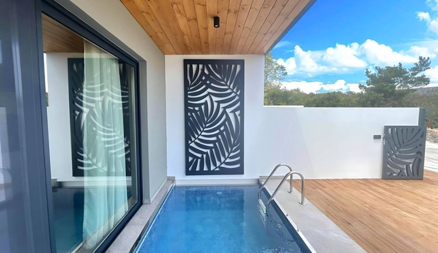 Canes Maxima Suite Privater Pool by Interhome in Agios Nikolaos
