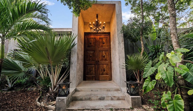 Casa Halo - Mansion, Nightclub, Pool, Gated, Staff in Tulum
