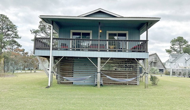 CH108A- CF w/3 Bedrooms, Private Dock, Fire Pit and Dog Friendly in Kill Devil Hills