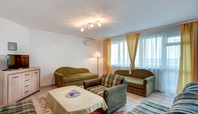 Chantall-Apartment Comfort