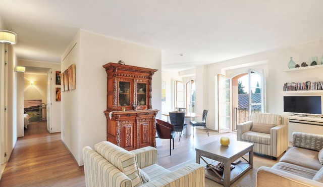 Charming 2 bed 2 bath apt in Castelfalfi with WiFi, AC, near shops & dinning