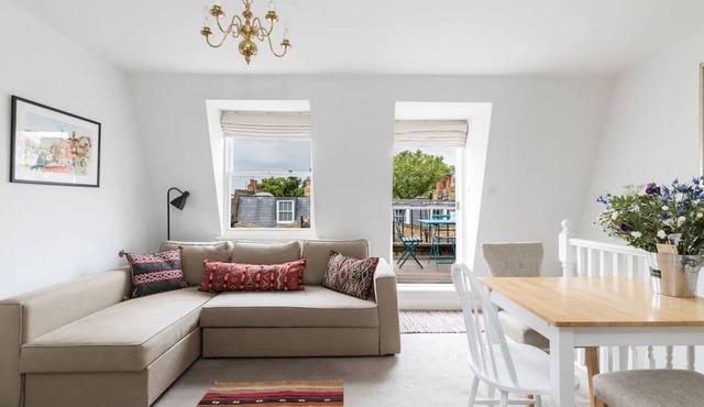 Charming flat with balcony in Pimlico in London