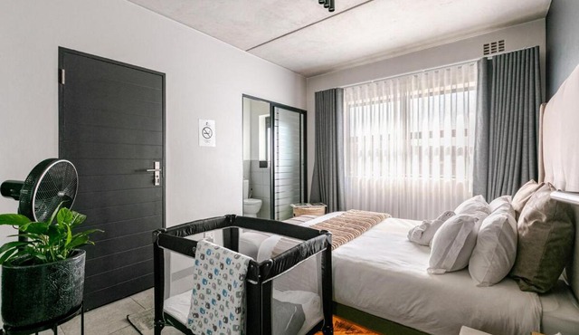 Cityescapes Family Resort Apt with Pool & Slide in Midrand