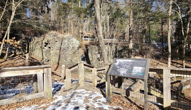 Come and enjoy 4 seasons in our home in Dingmans Ferry