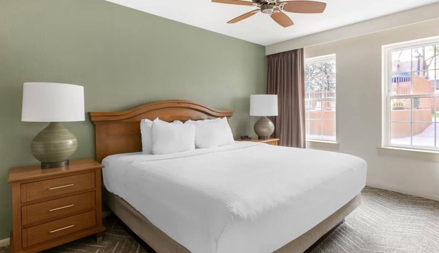 Comfortable Suite Ideal for Exploring Downtown Santa Fe – Walkable Locale in Santa Fe